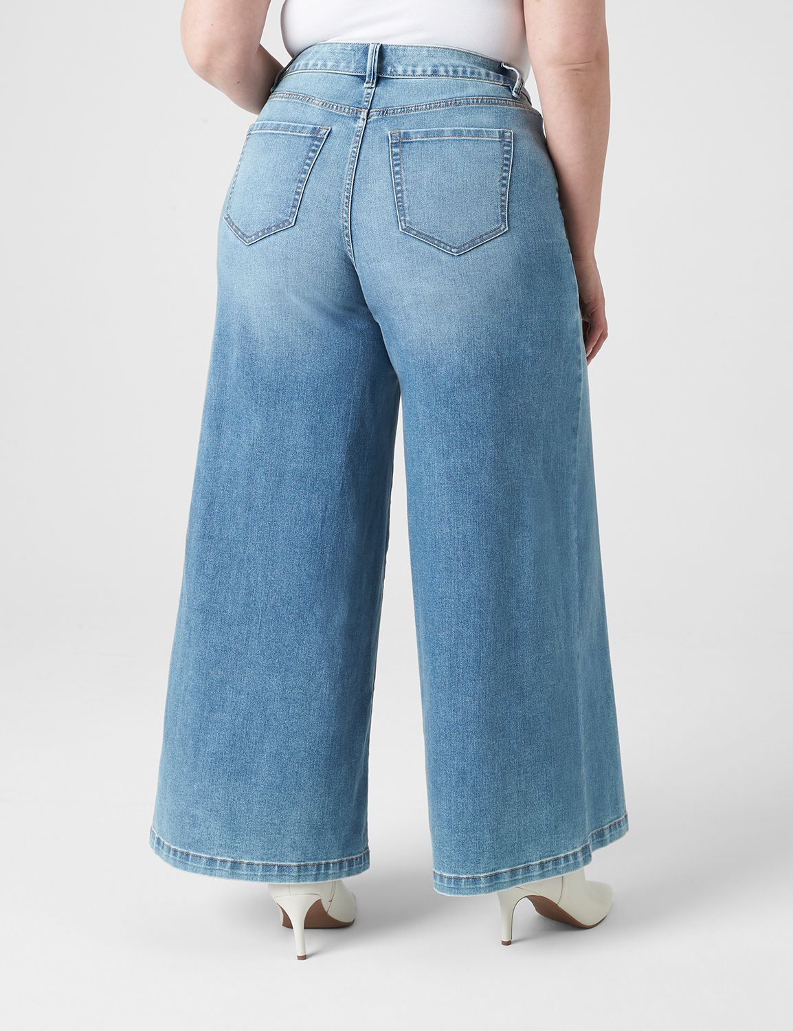 Signature Fit High-Rise Ultra Wide Leg Jean