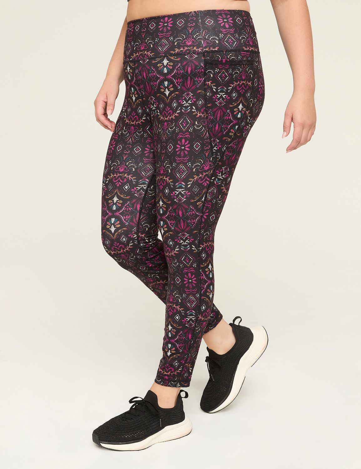 LIVI High-Rise Recycled LIVI Soft 7/8 Legging | LaneBryant