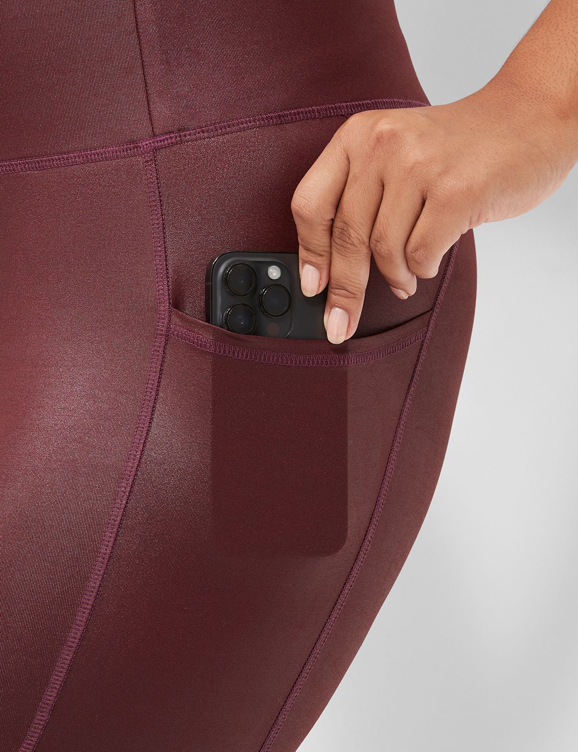 LIVI High Rise Shine 7/8 Legging F Product Image 4