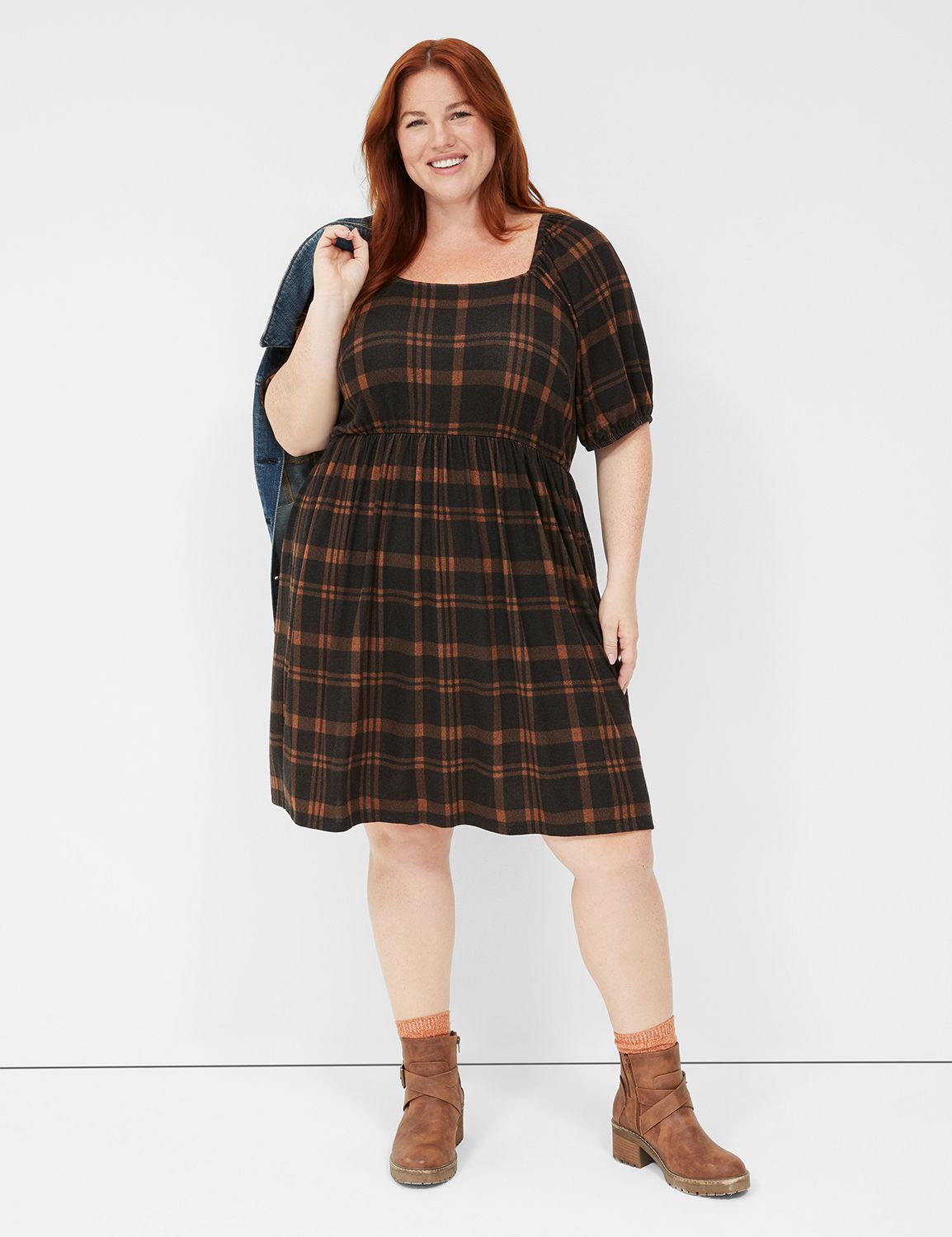 What I Wore: Plaid You Made It  Plus size tights, Plaid skater dress, How  to wear