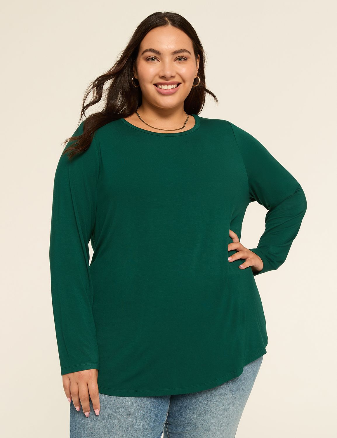 Classic Long Sleeve Crew Neck Curve Product Image 1