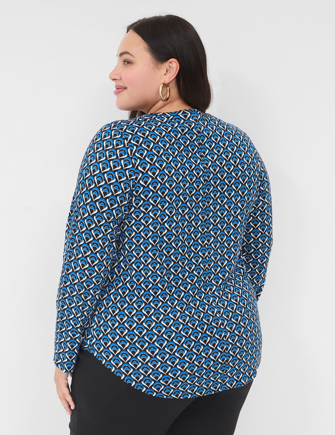 The Long-Sleeve Curved-Hem Tee