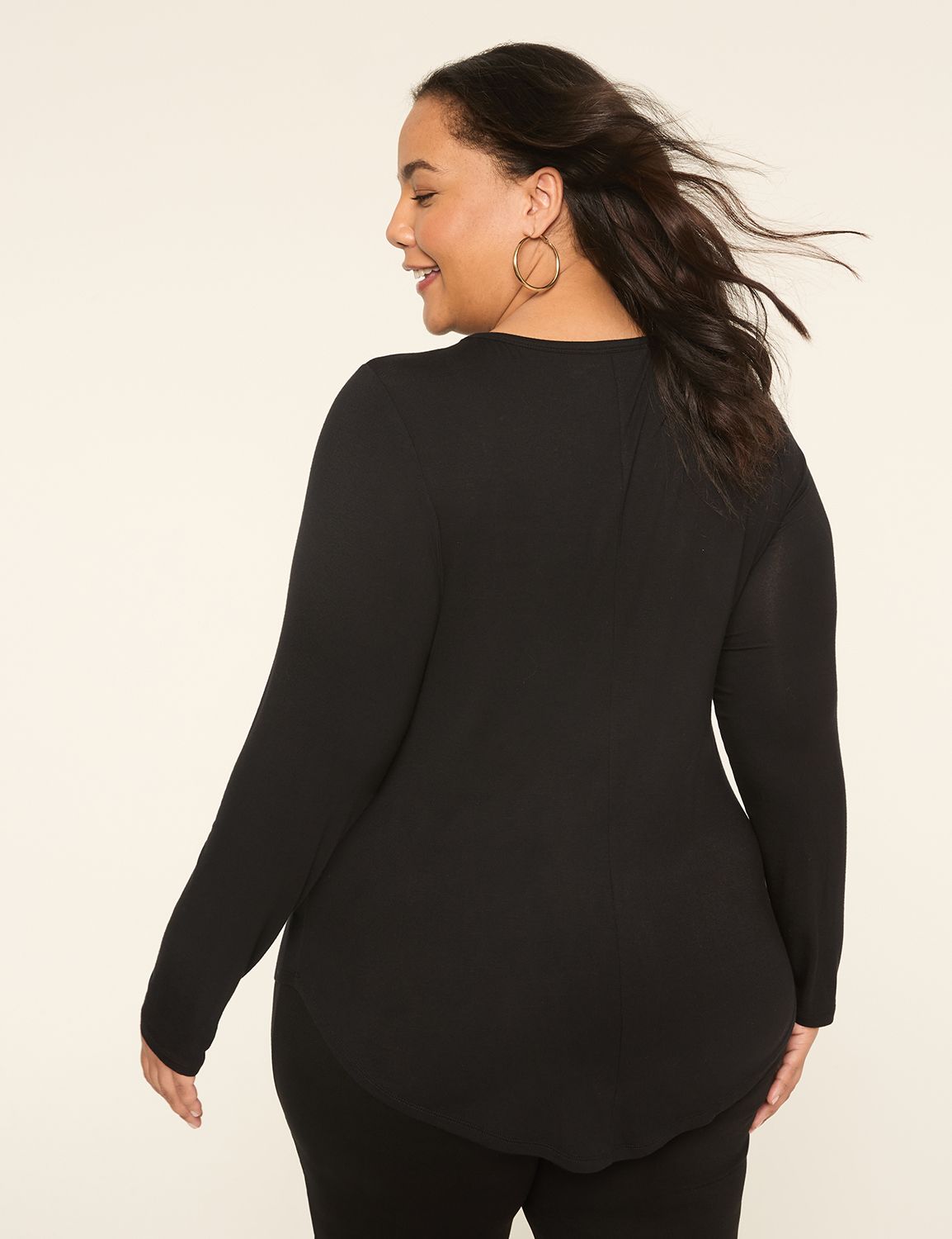 The Long-Sleeve Curved-Hem Tee