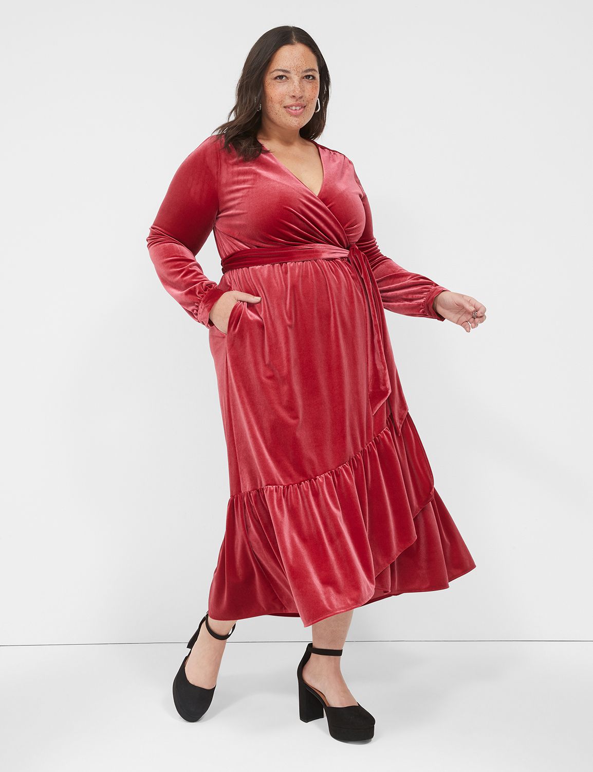 Plus size best sale velvet midi dress