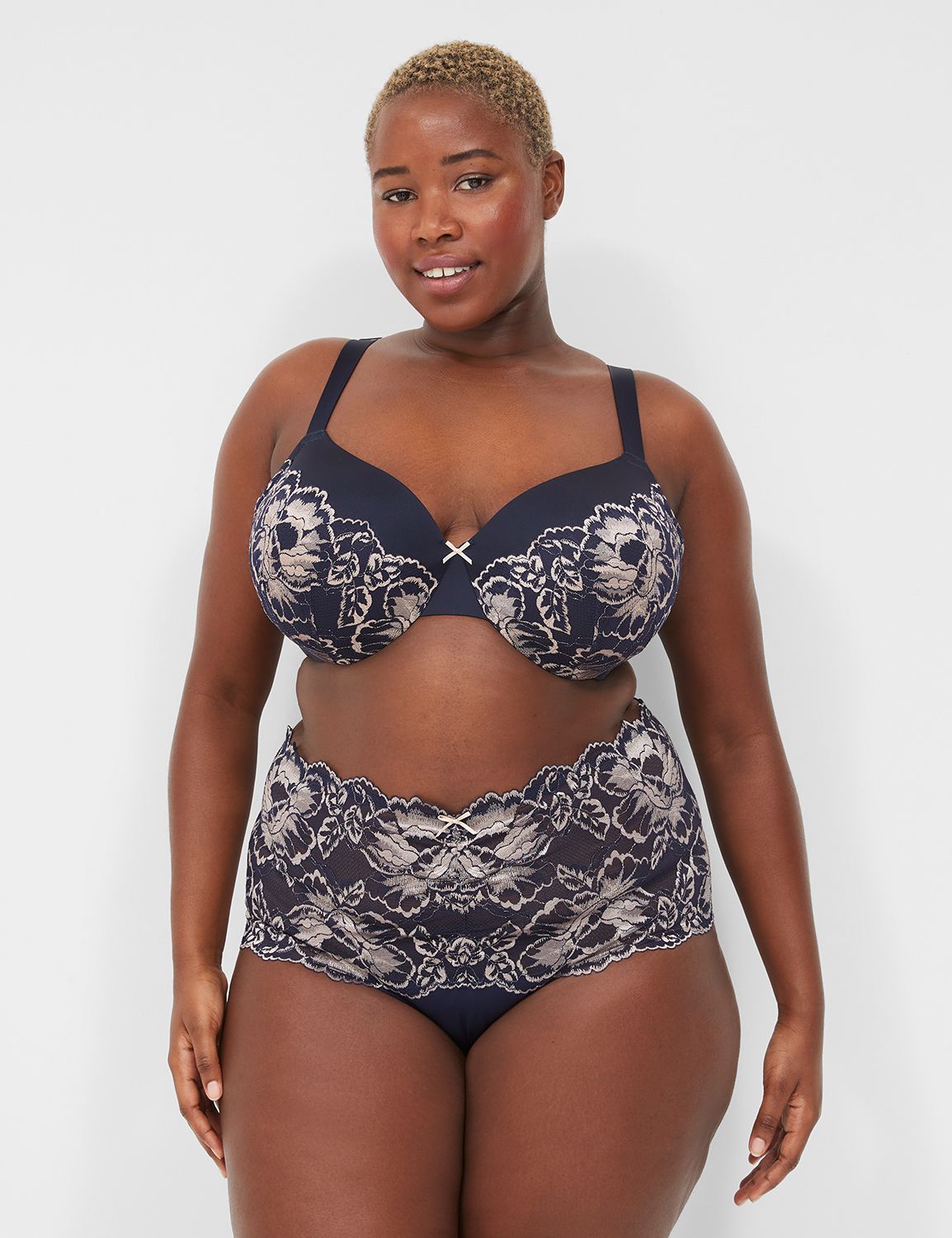 https://lanebryant.scene7.com/is/image/lanebryantProdATG/404188_0000028161?$large$