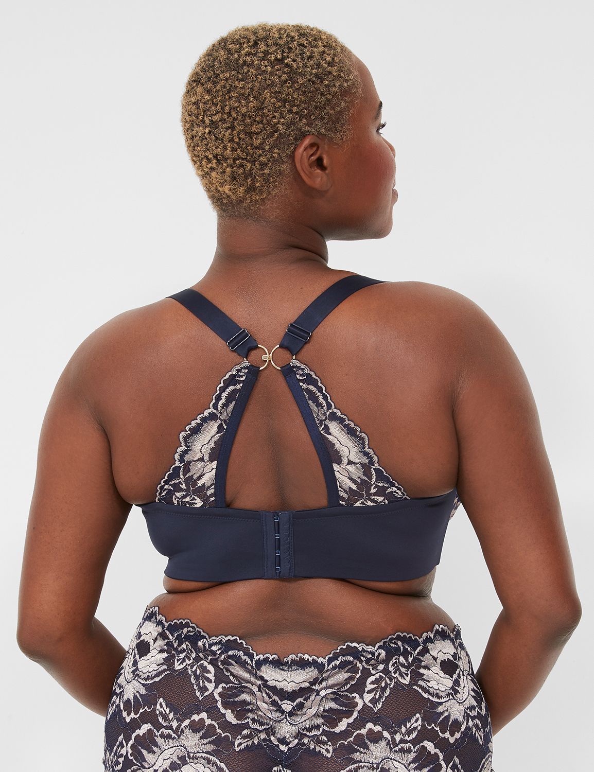 Smooth Lightly Lined Full-Coverage Bra