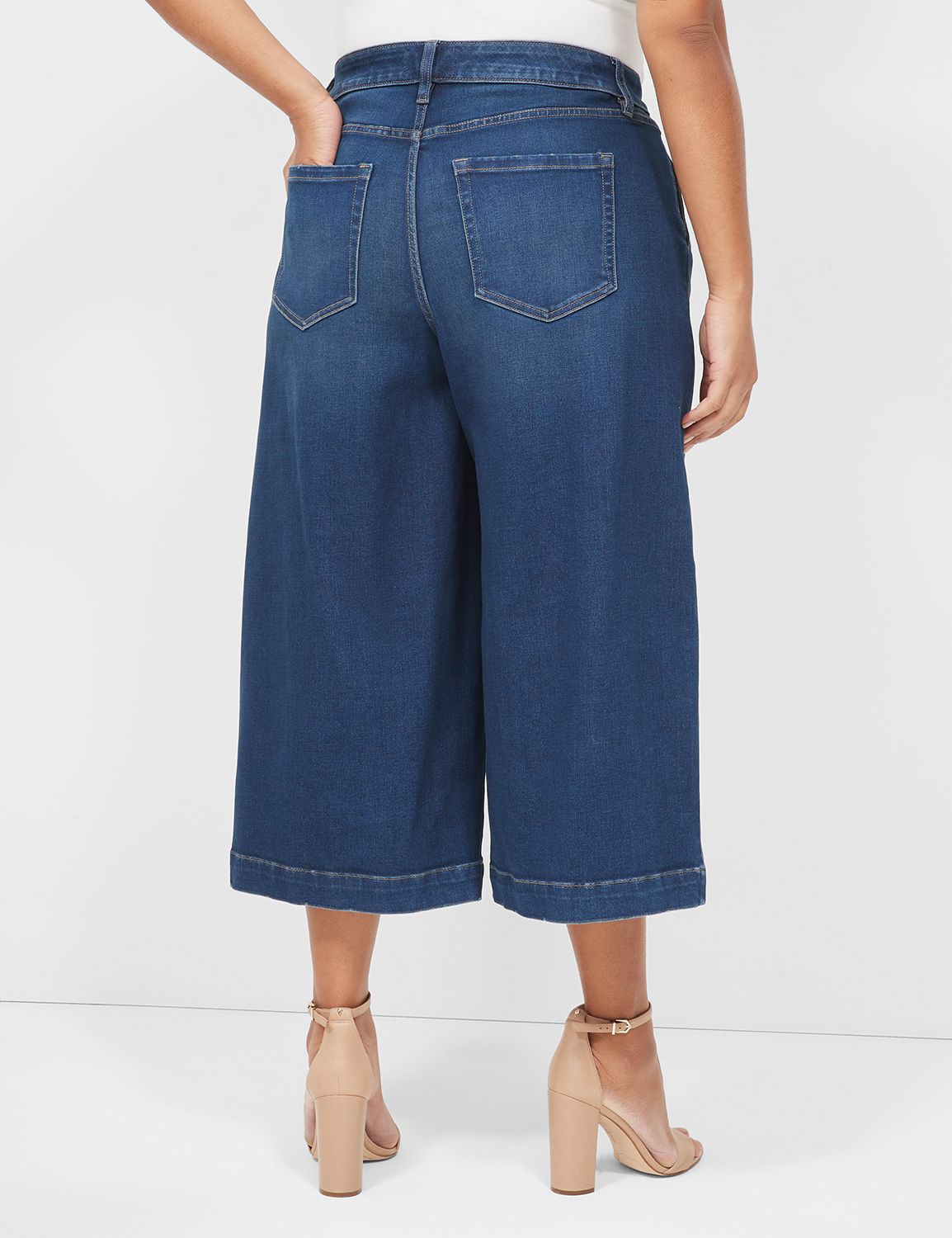 Signature Fit Wide Leg Crop Jean