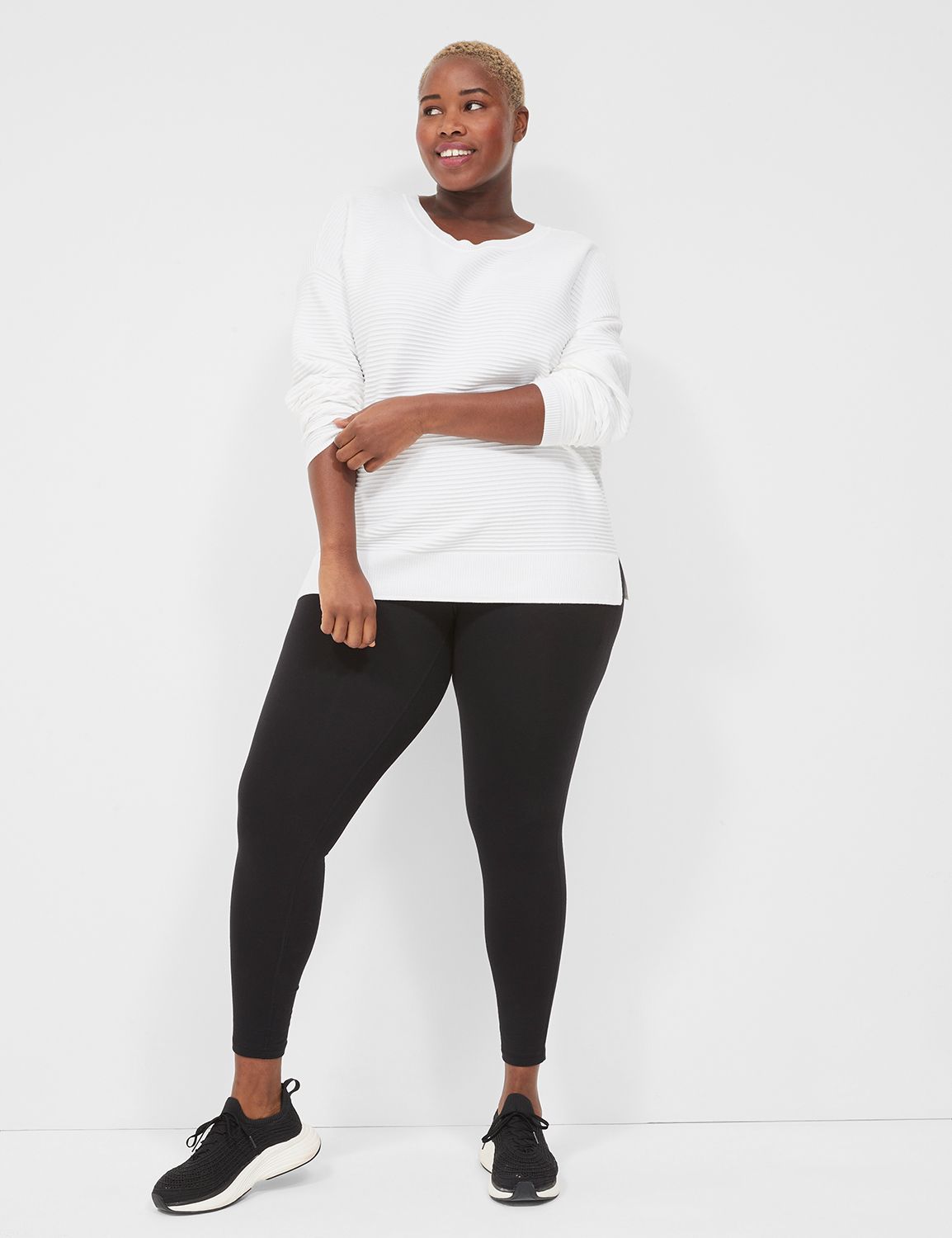 LIVI Long Sleeve Crew Neckline Otto Product Image 3