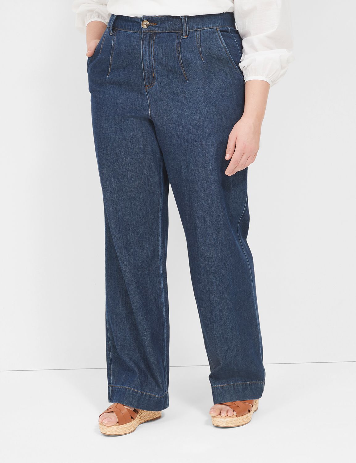 Time and Tru Women's Plus Capri Mid Rise White Cropped 21 Denim Jeans Size  20
