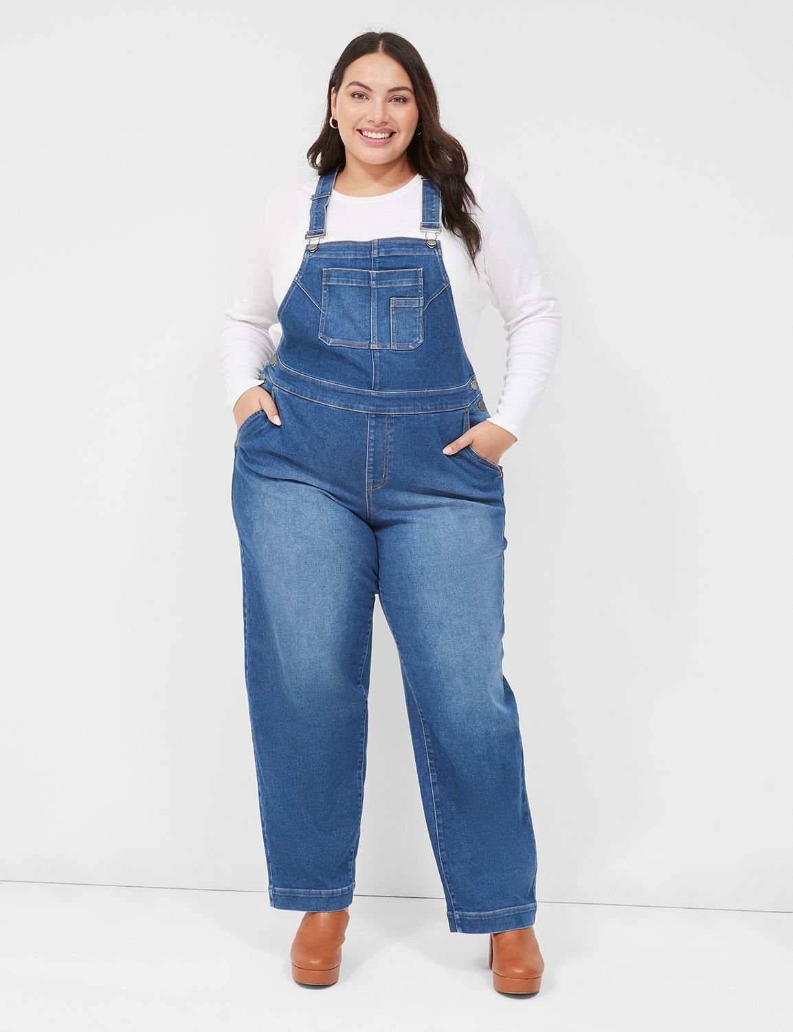 Women's Plus Size Straight Leg Jeans