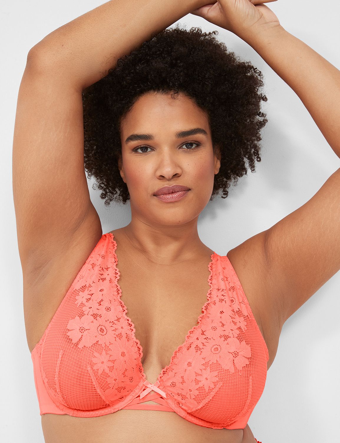 https://lanebryant.scene7.com/is/image/lanebryantProdATG/404471_0000109770_alt2?$pdpMainImage$