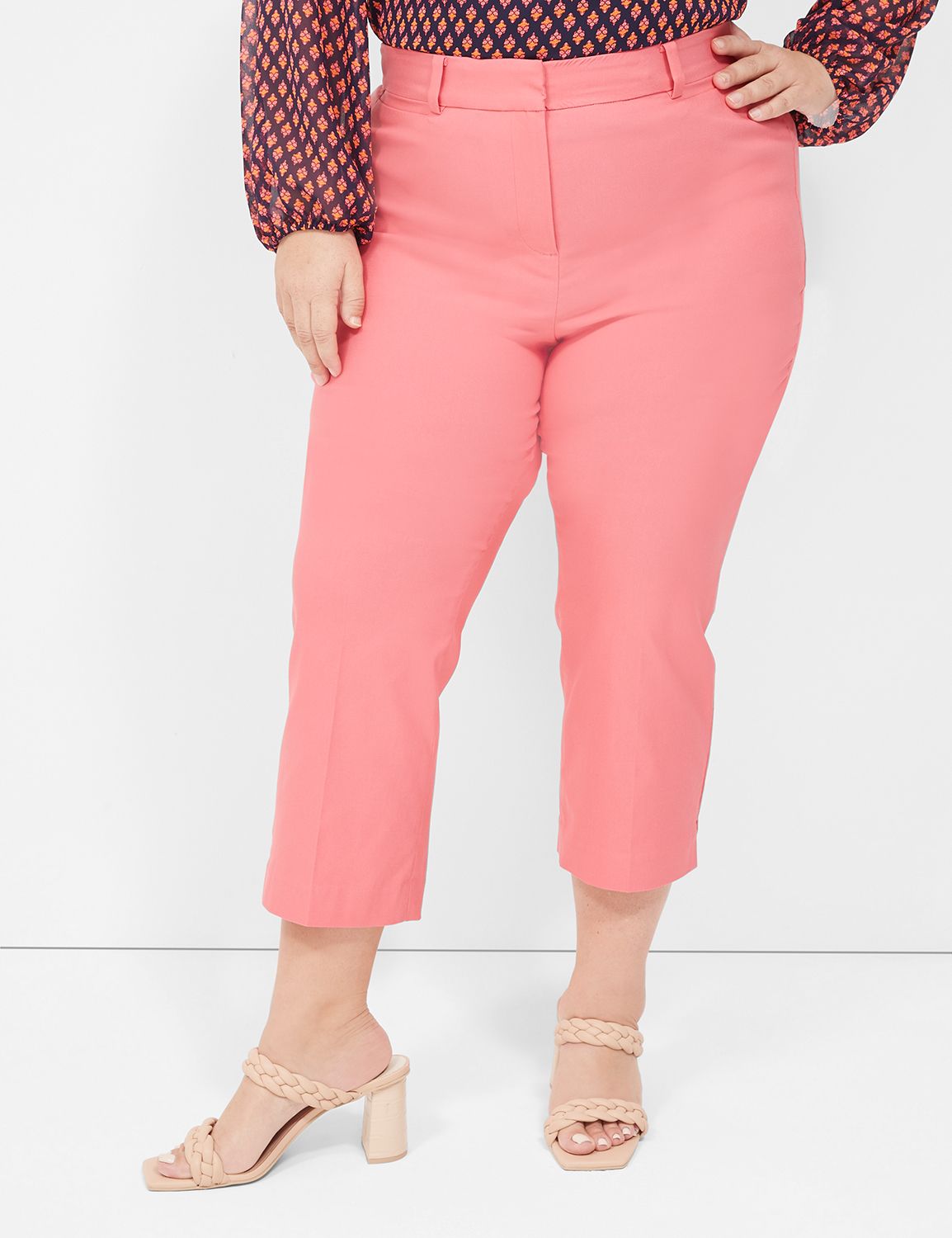 Retro Rose Bliss Plus Size Buttery Soft Capris – BeYOUtifully Comfortable