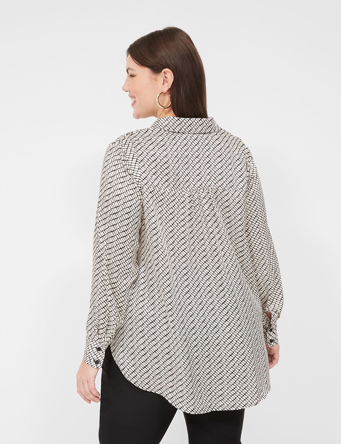 LS Tie-Collared Step Hem Blouse w/ Product Image 2