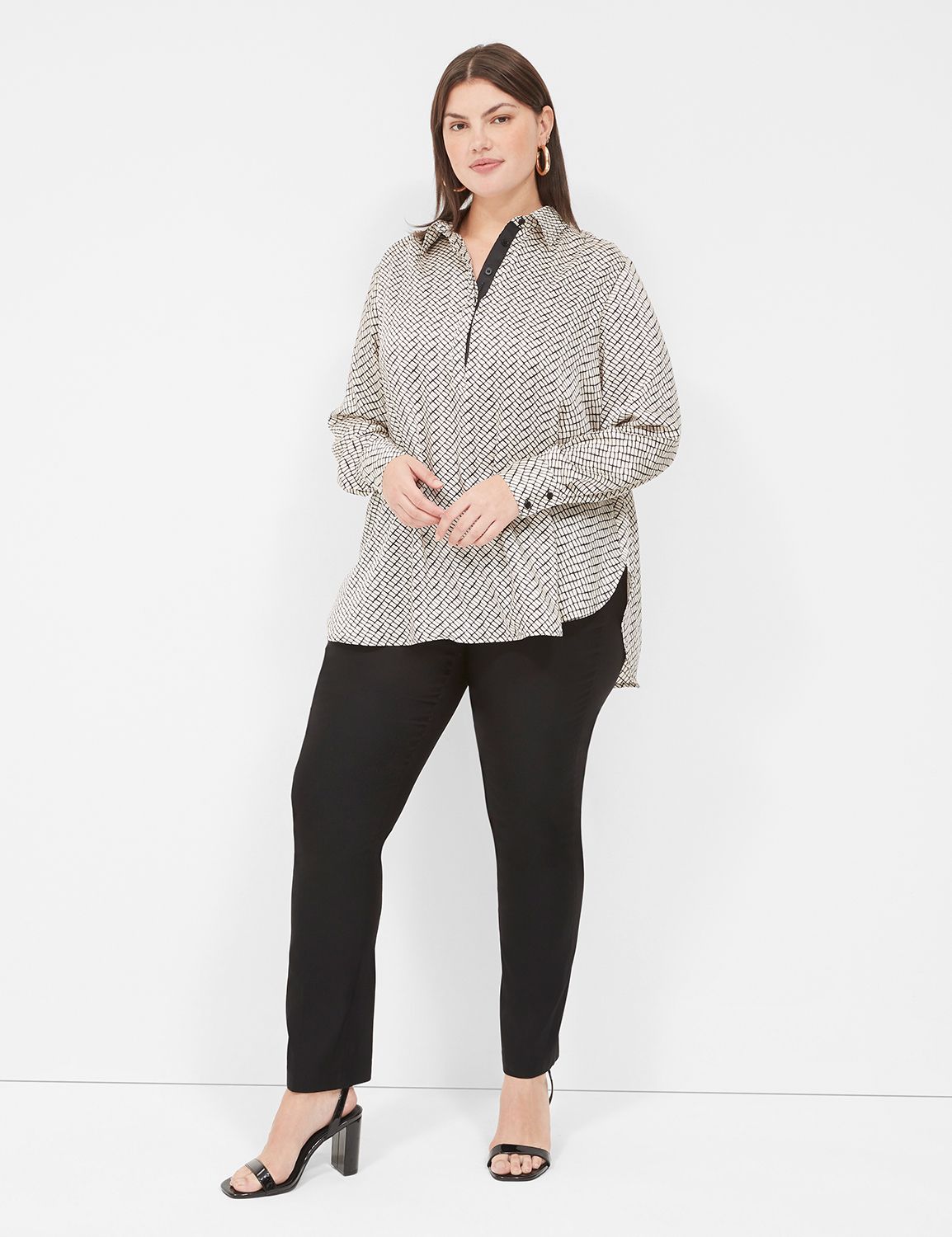 LS Tie-Collared Step Hem Blouse w/ Product Image 3