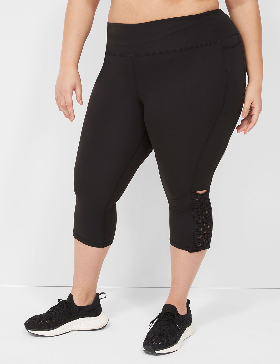 LIVI High-Rise Soft Capri Legging with Pockets - Hem Detail