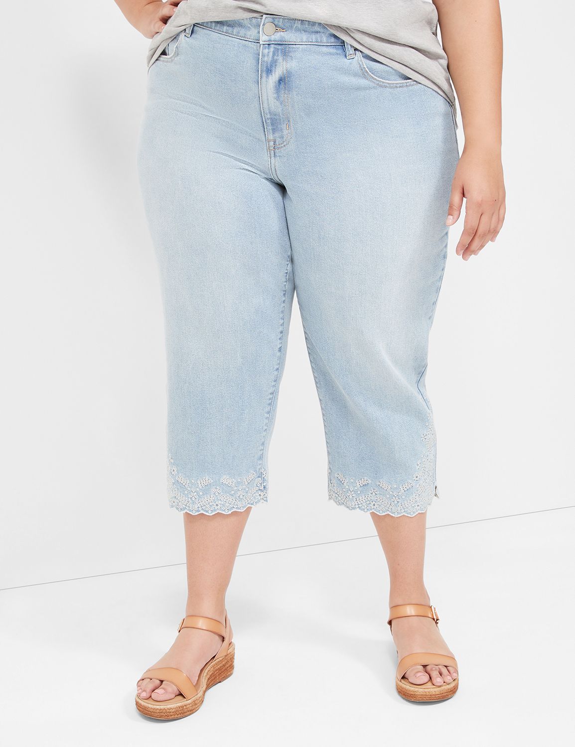 Boyfriend Fit Capri Jean With Embroidery