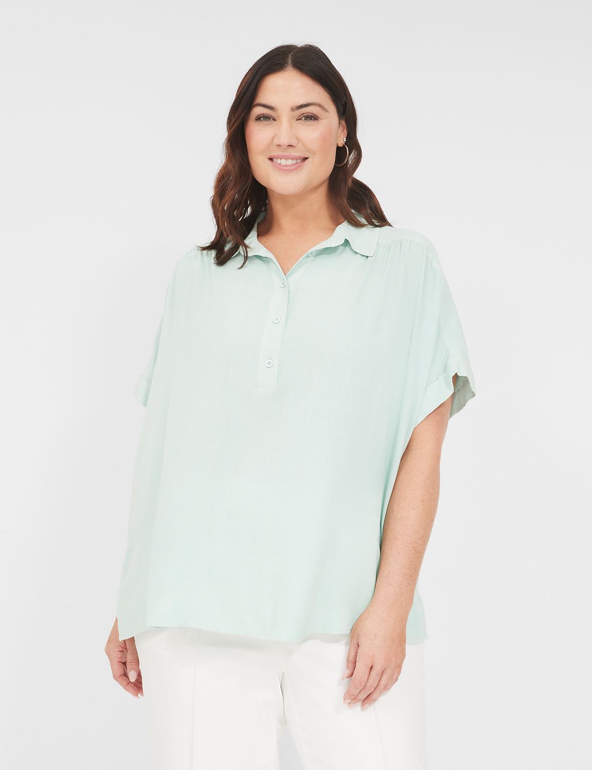 Relaxed Short-Sleeve Button-Front Shirt