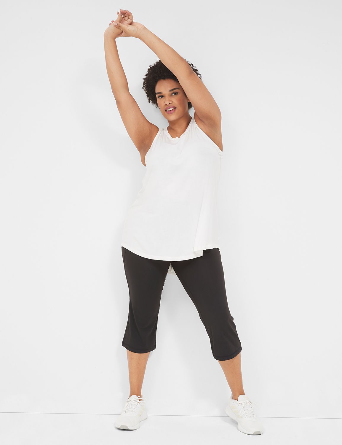 Livi Soft Capri Bootcut Product Image 4
