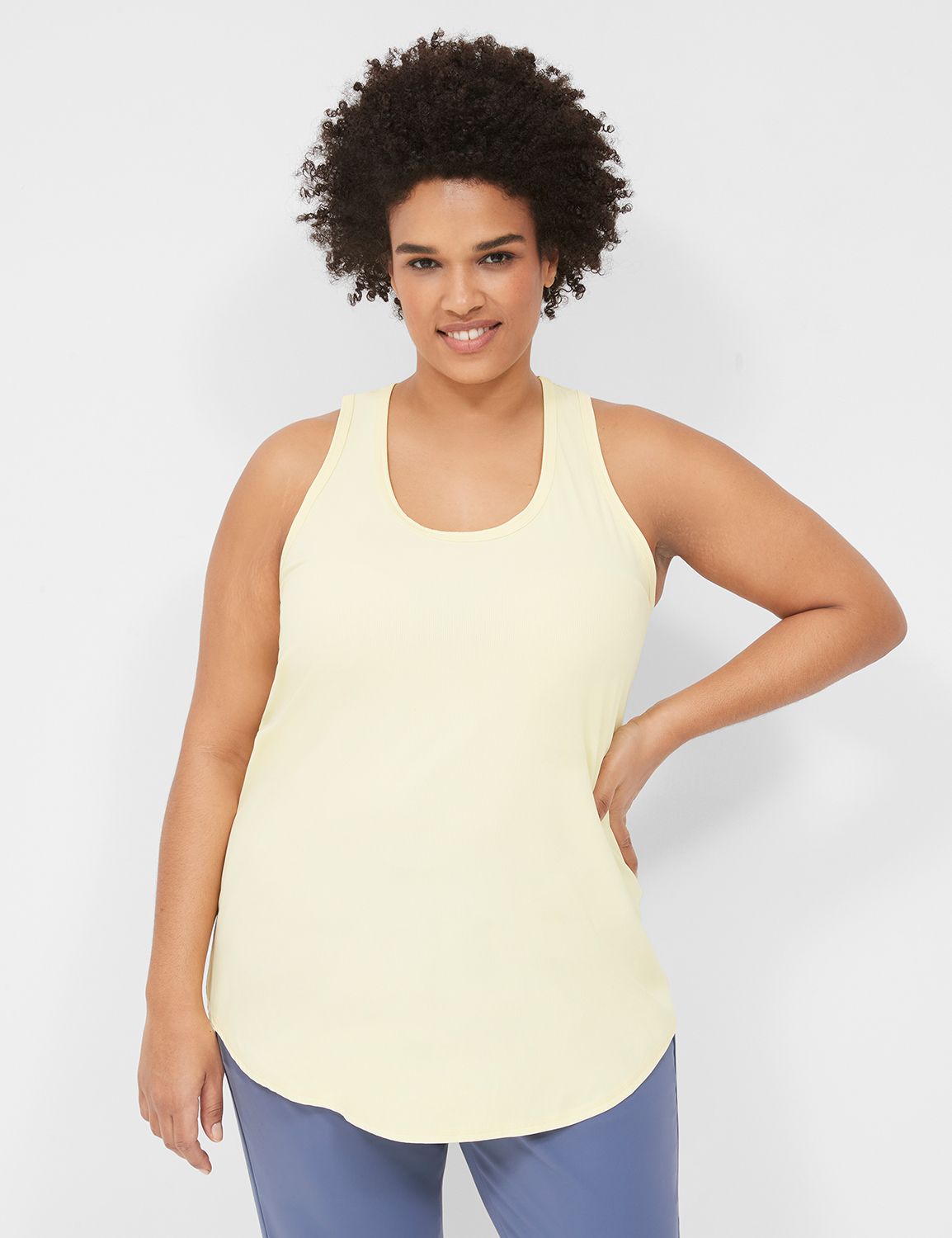 LIVI Sleeveless Scoop Neckline Wick Product Image 1