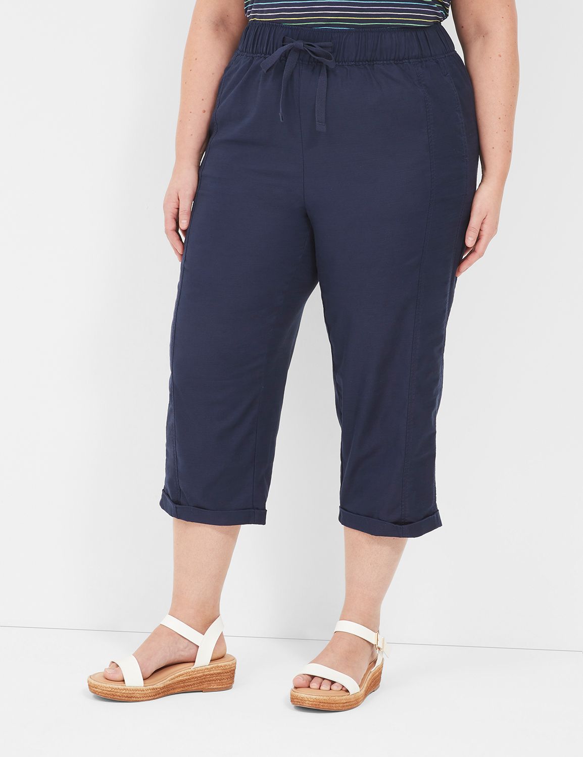 Retro Rose Bliss Plus Size Buttery Soft Capris – BeYOUtifully Comfortable