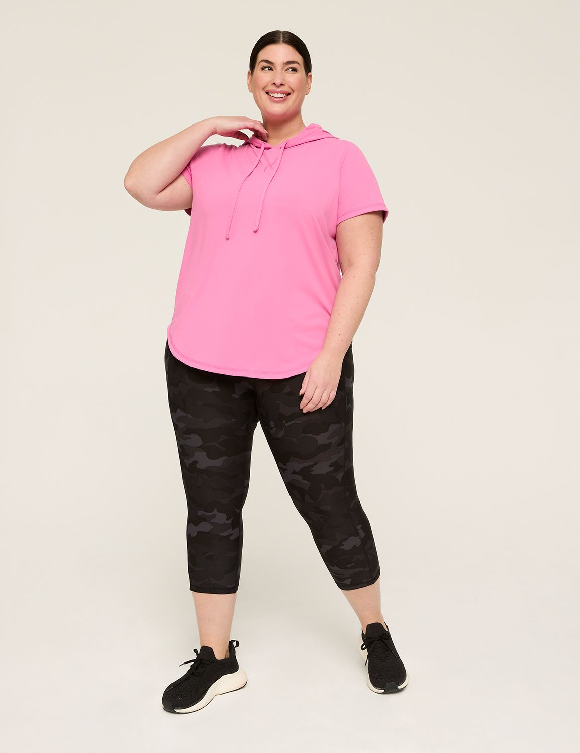 LIVI High Rise Wicking Capri Leggin Product Image 3