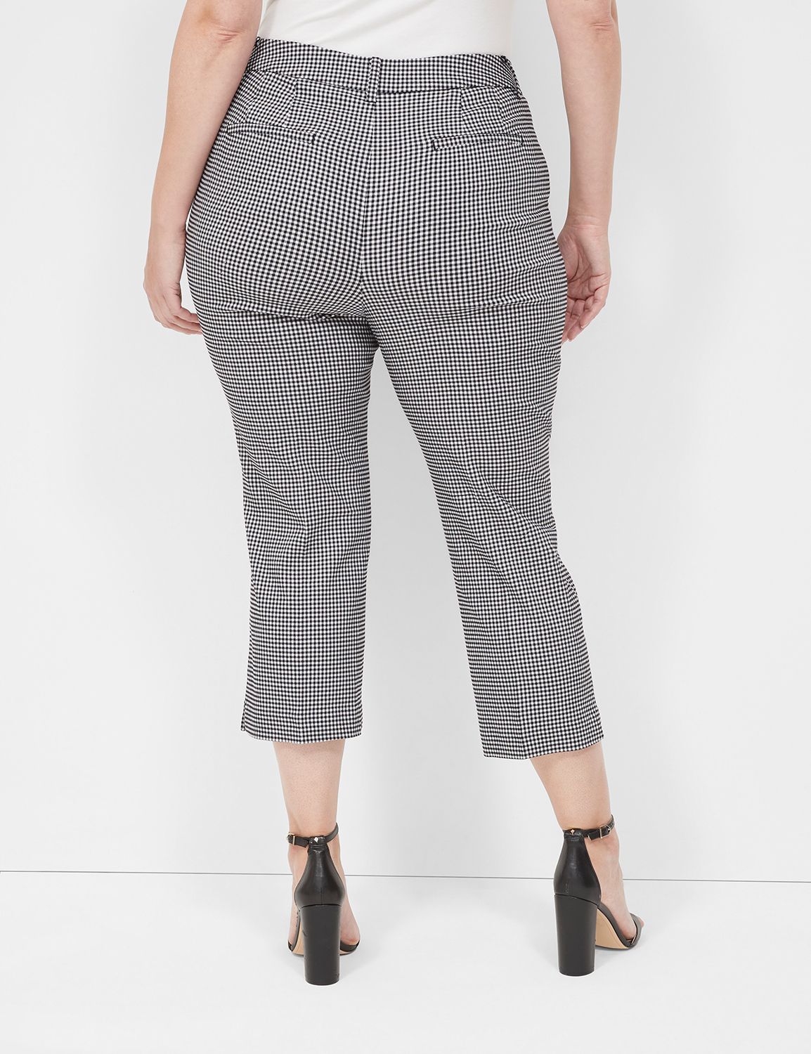 4-Season Slim Capri Pant