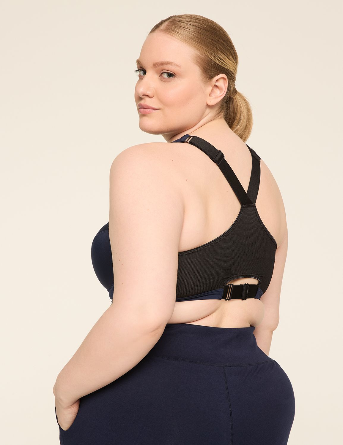 LIVI Max Support Comfort Zip-Front Sports Bra