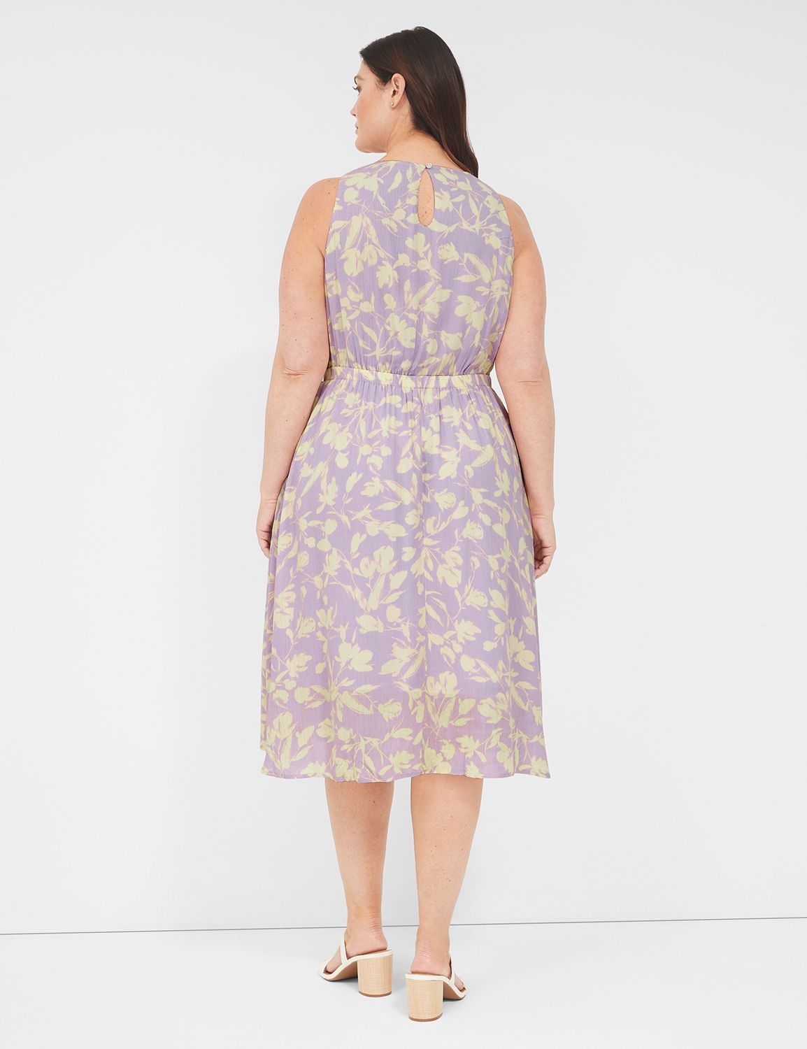 Flattering Plus-Size Dresses