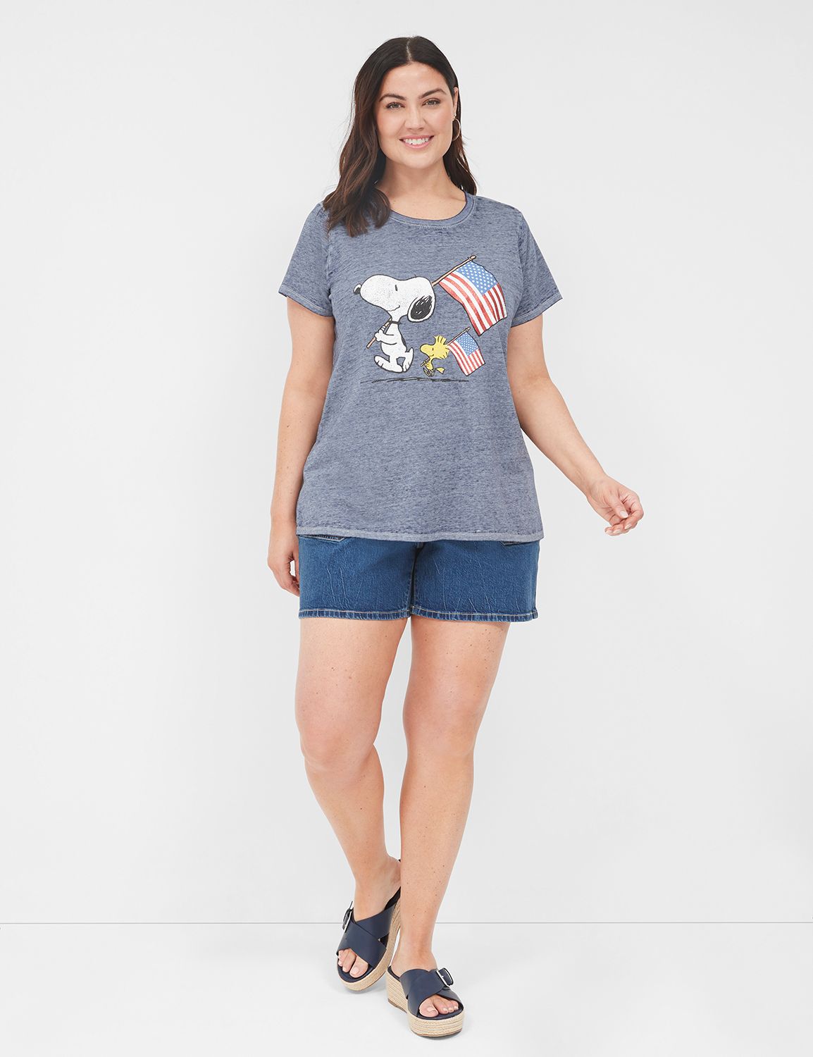 Classic Short Sleeve Crew Neck Tee Product Image 3