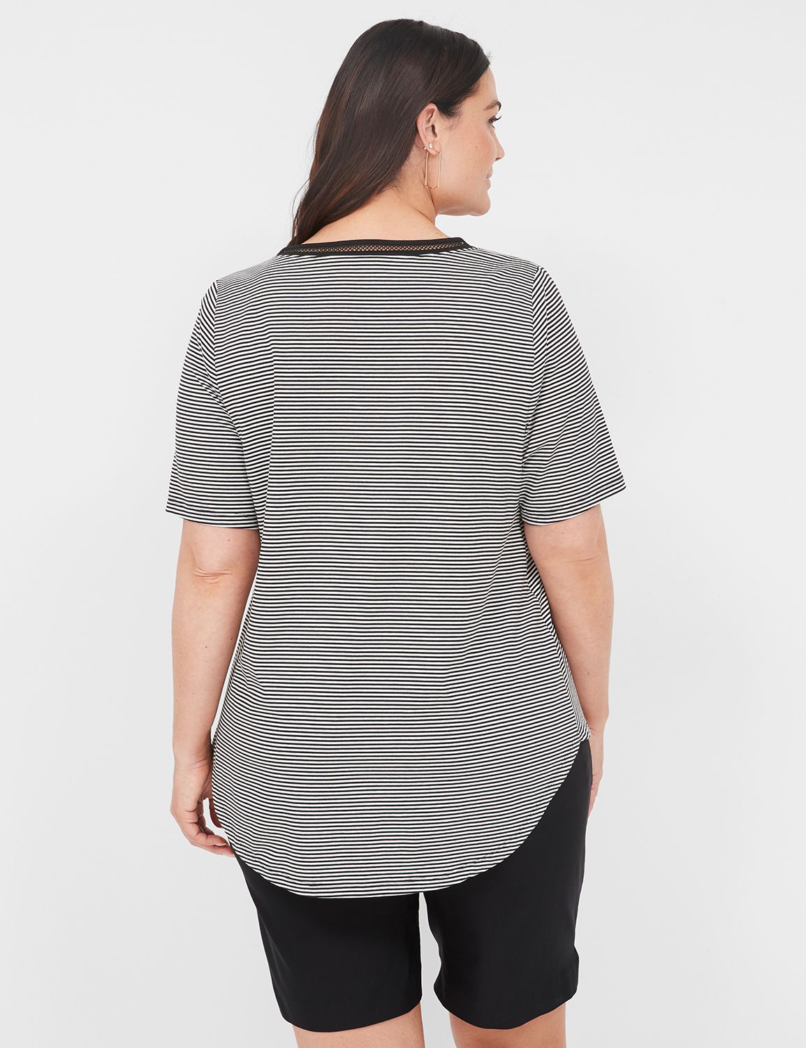 Classic Perfect Sleeve V-Neck City Product Image 2
