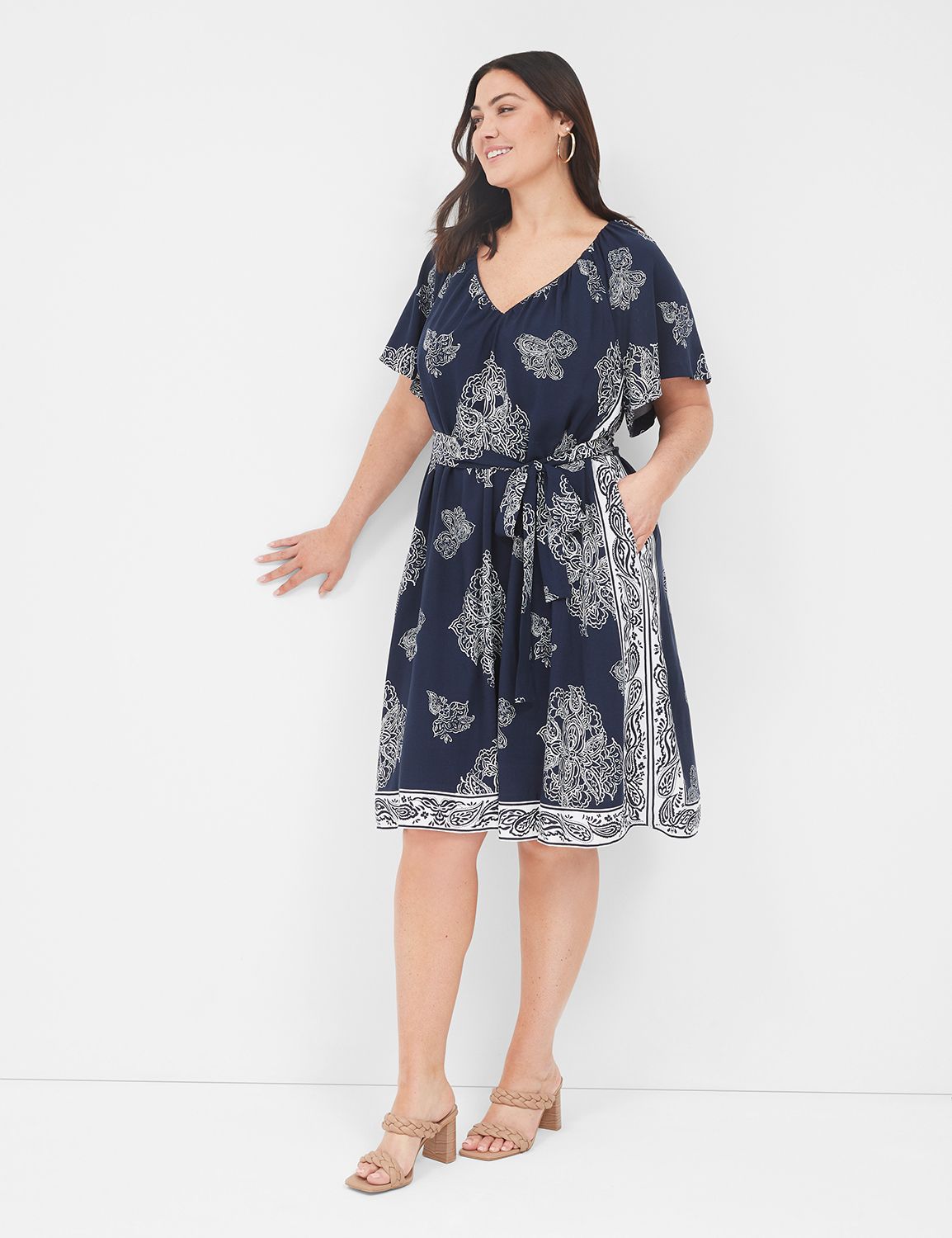SS FLUTTER VNECK TIE WAIST SHORT MI Product Image 1