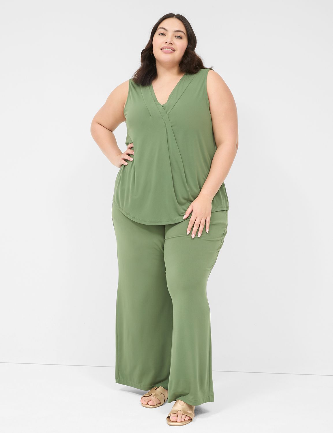 Sleeveless VNeck Matte Jersey Pleat Product Image 3