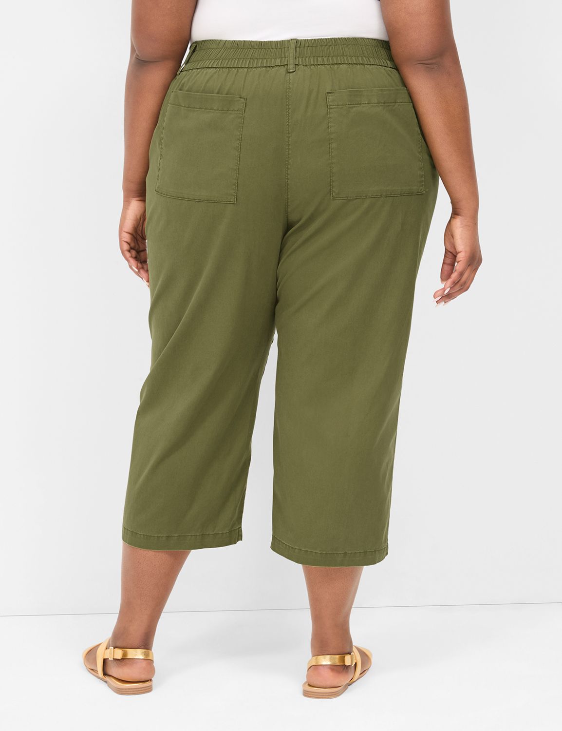 Pull-On Soft Twill Capri Pant