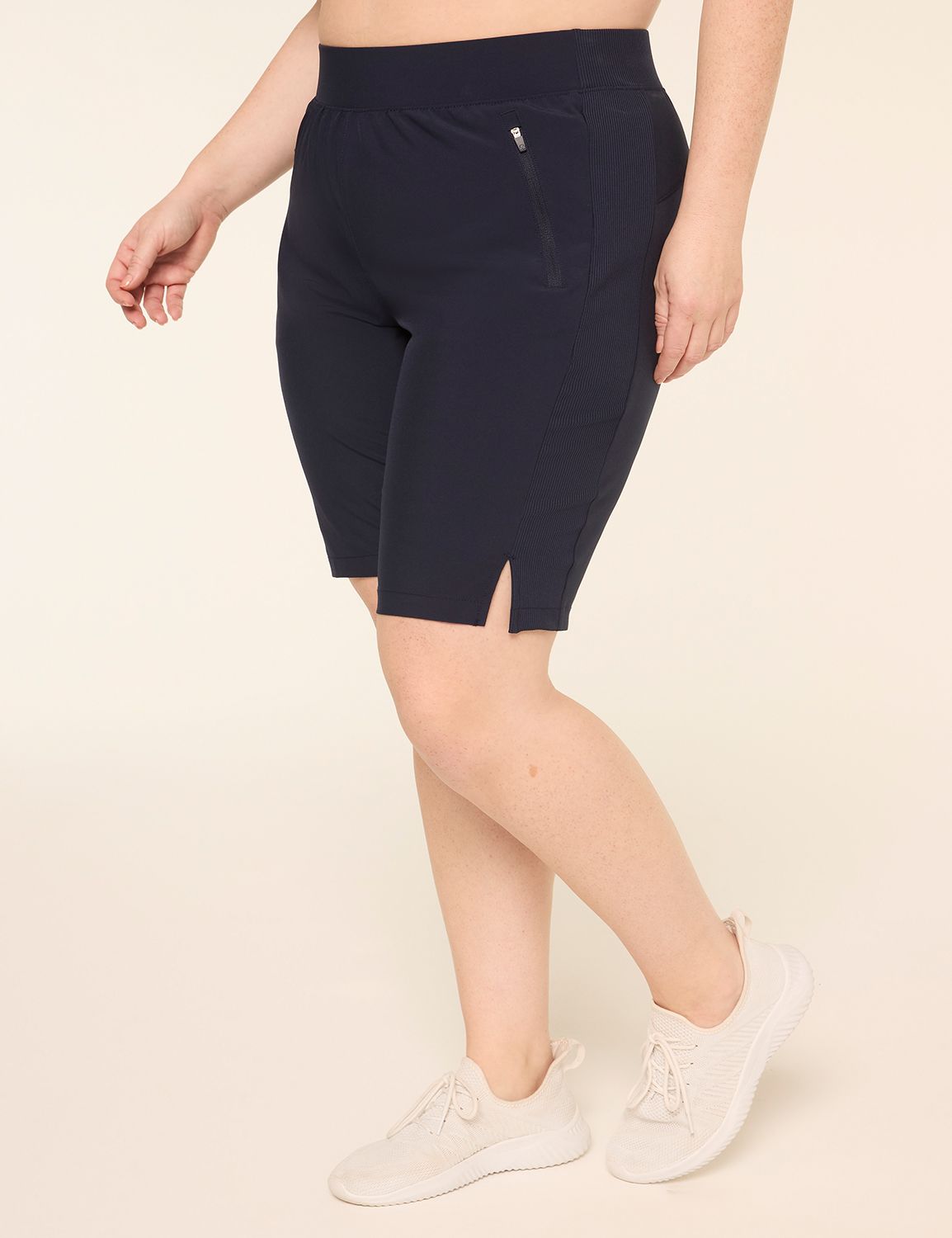 LIVI Stretch Woven Bermuda Short