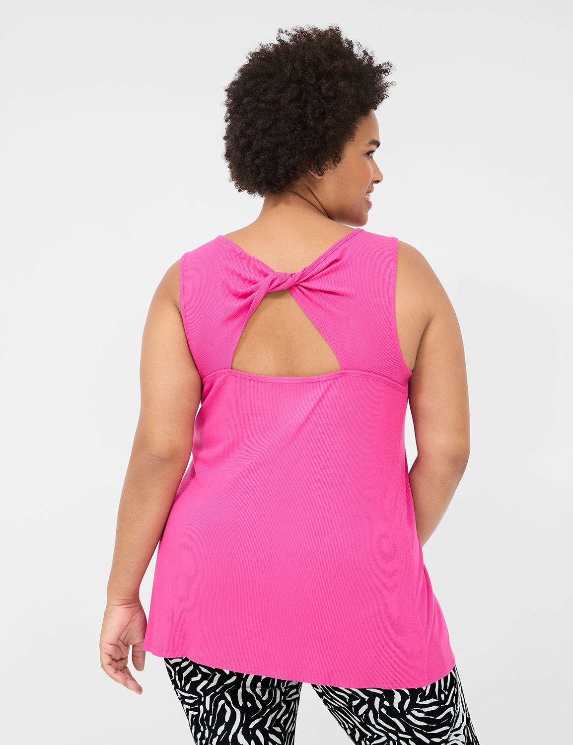 LIVI Sleeveless Scoop Neckline Twis Product Image 1