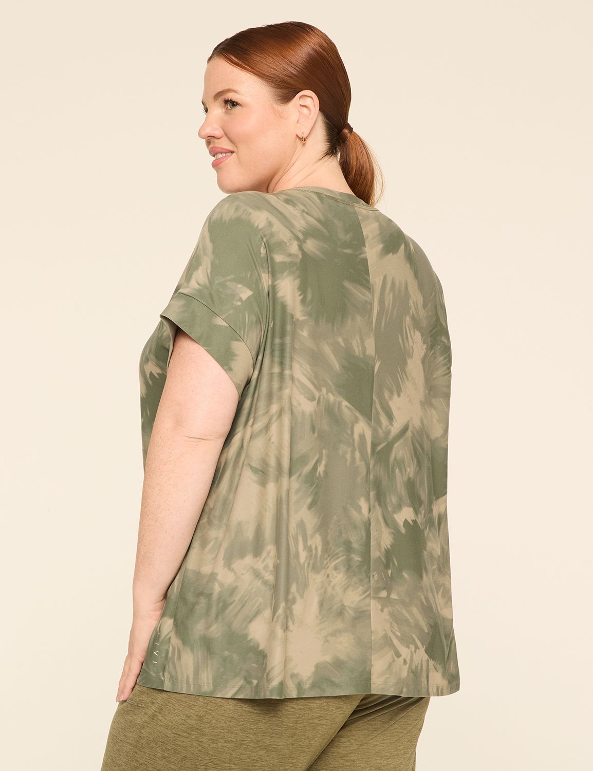 LIVI Short Sleeve Crew Neckline Rec Product Image 2