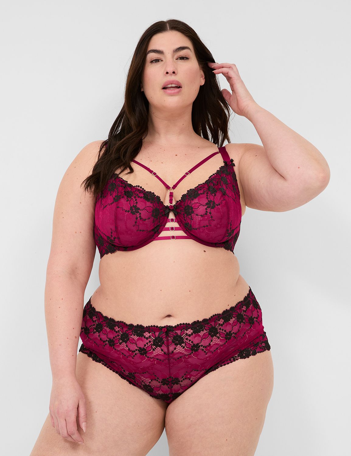 Cross-Dye Lace Cheeky Short 1142220 Product Image 3