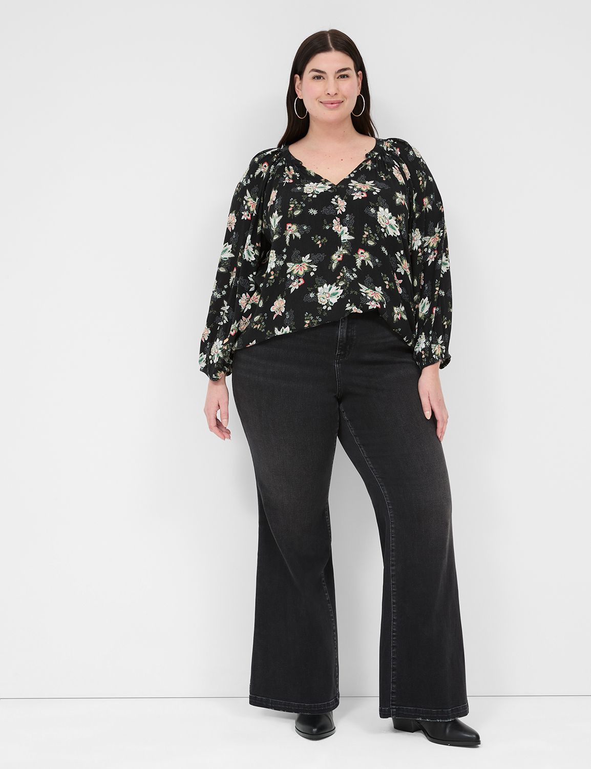 SIGNATURE FIT MID RISE FLARE JEAN Product Image 3
