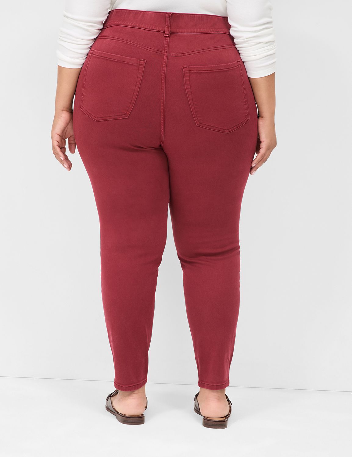 SIGNATURE HIGH RISE PULL ON JEGGING | LaneBryant