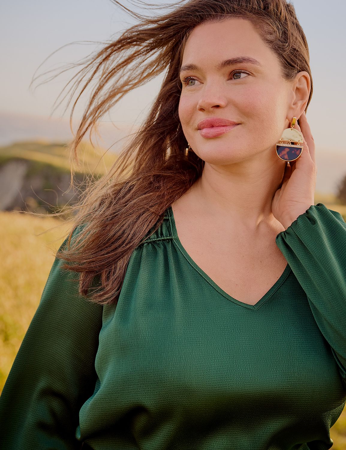 WV Classic Long Sleeve V-Neck Smock Product Image 4