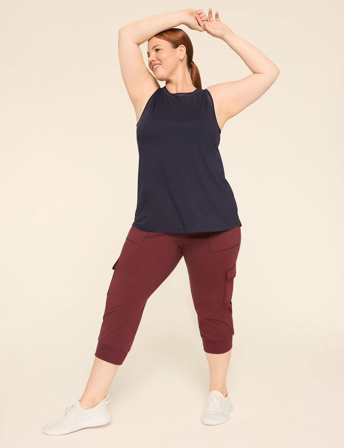 LIVI High Rise Knit Capri Slim Jogg Product Image 3