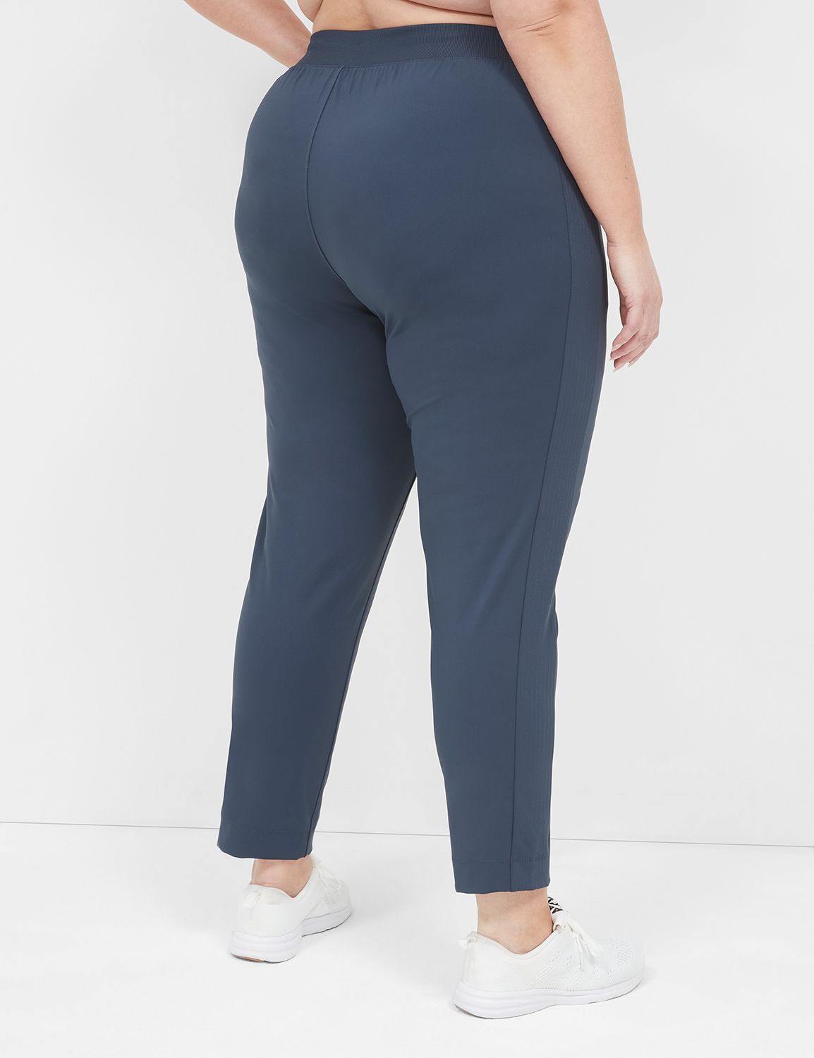 LIVI Mid Rise Knit Interlock Ankle | LaneBryant