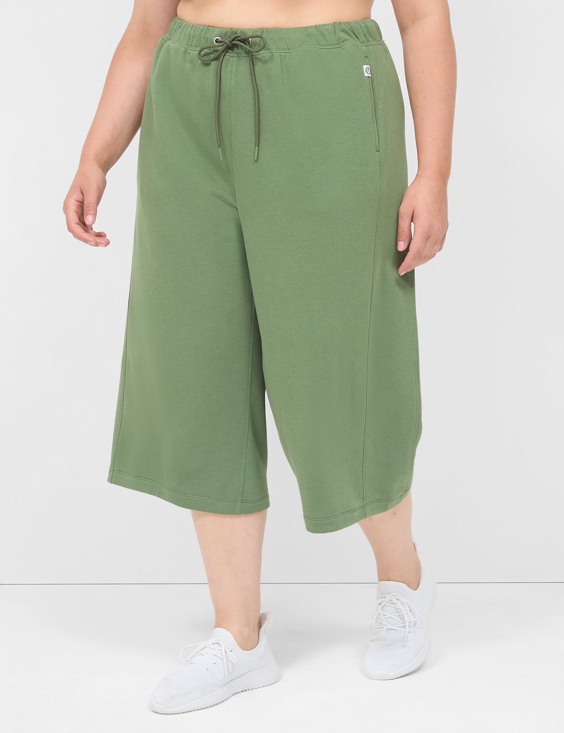 LIVI Mid Rise French Terry Capri Re Product Image 1