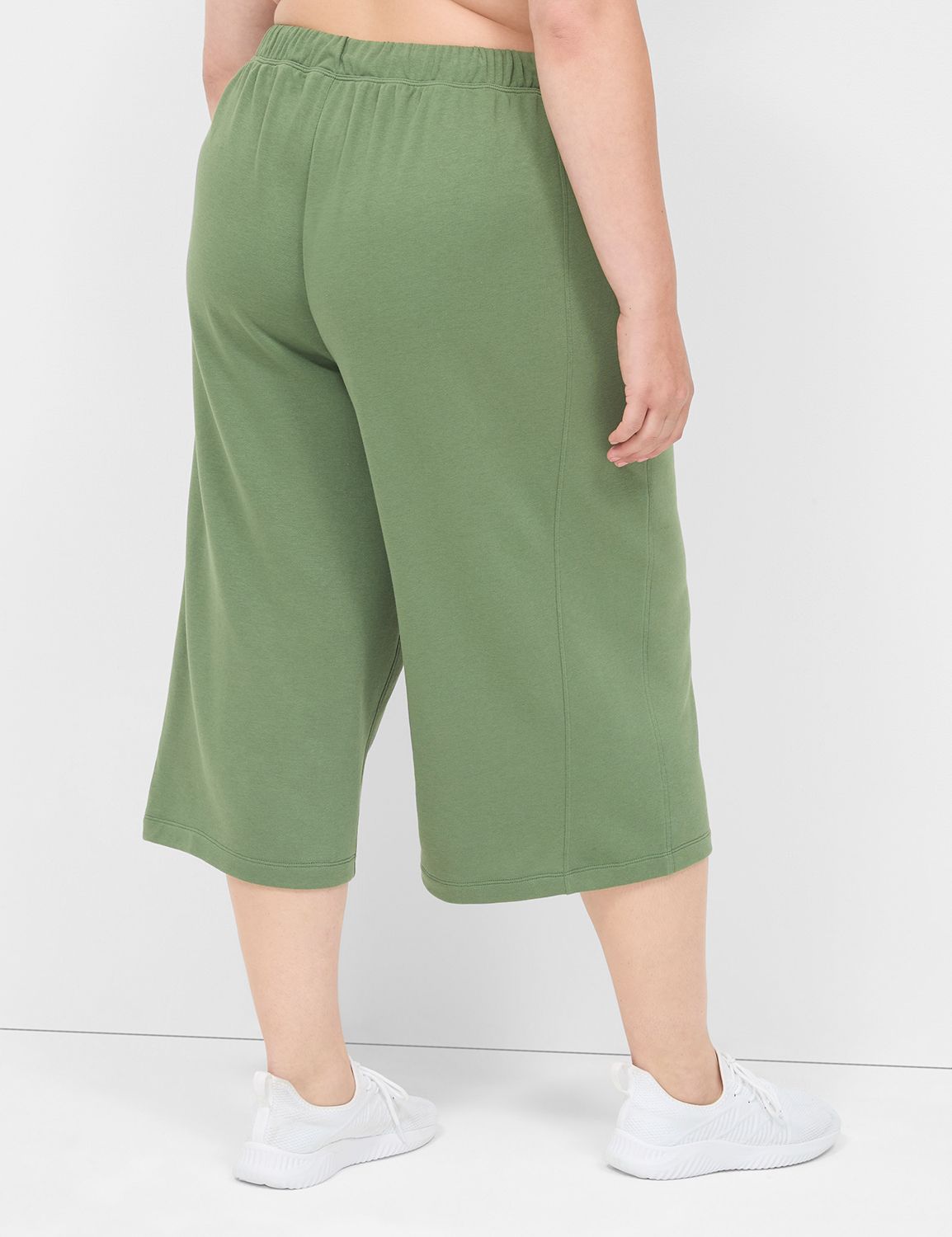 LIVI Mid Rise French Terry Capri Re Product Image 2