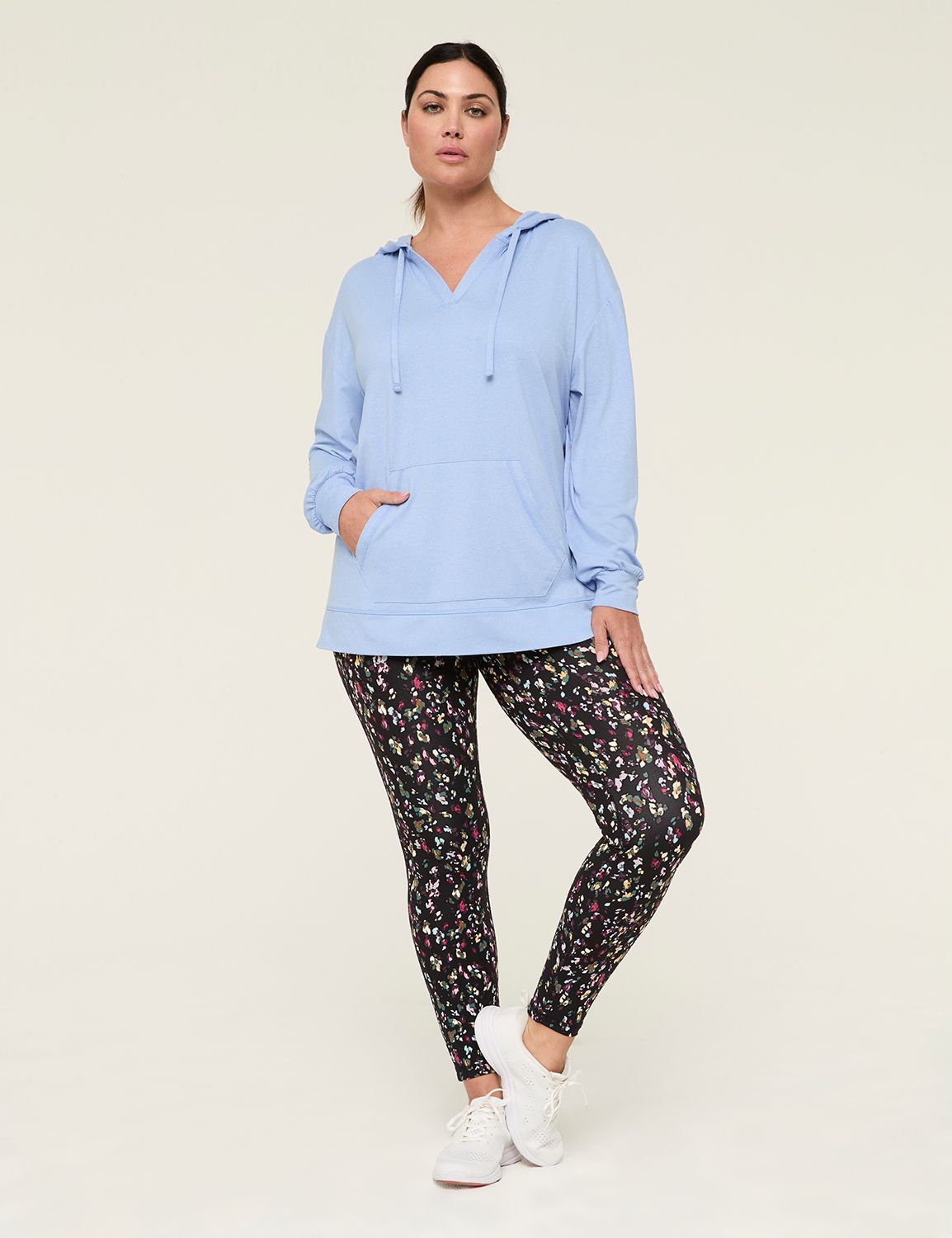 LIVI Long Sleeve Vneck Recycled Liv Product Image 3