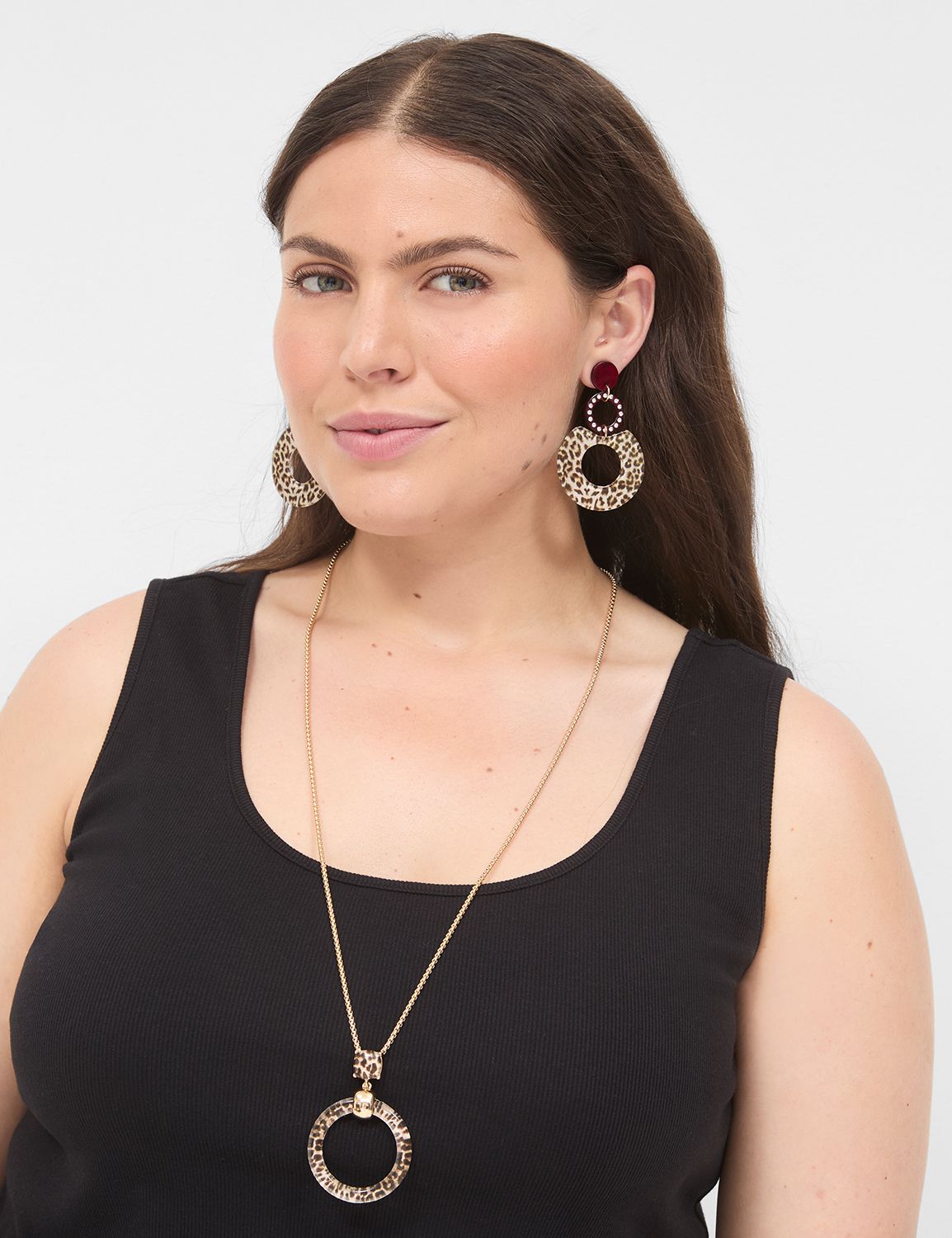Animal Print Pendant Necklace Product Image 1