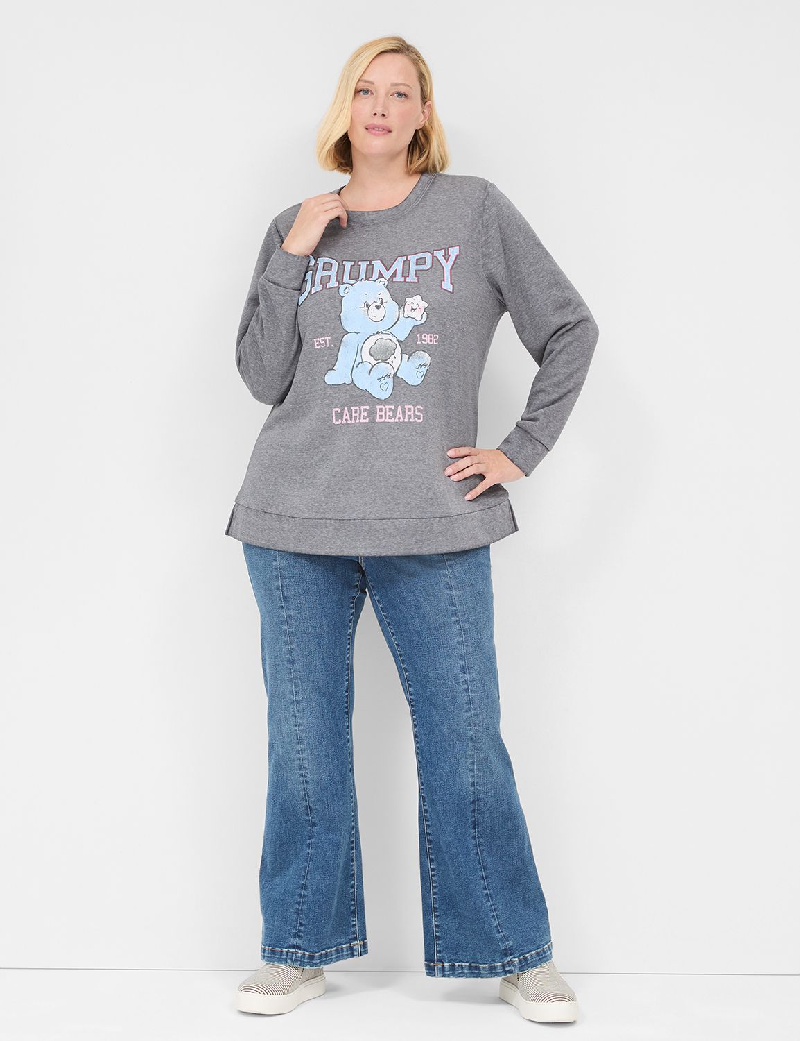 Long Sleeve Crew Neck Sweatshirt wi Product Image 3