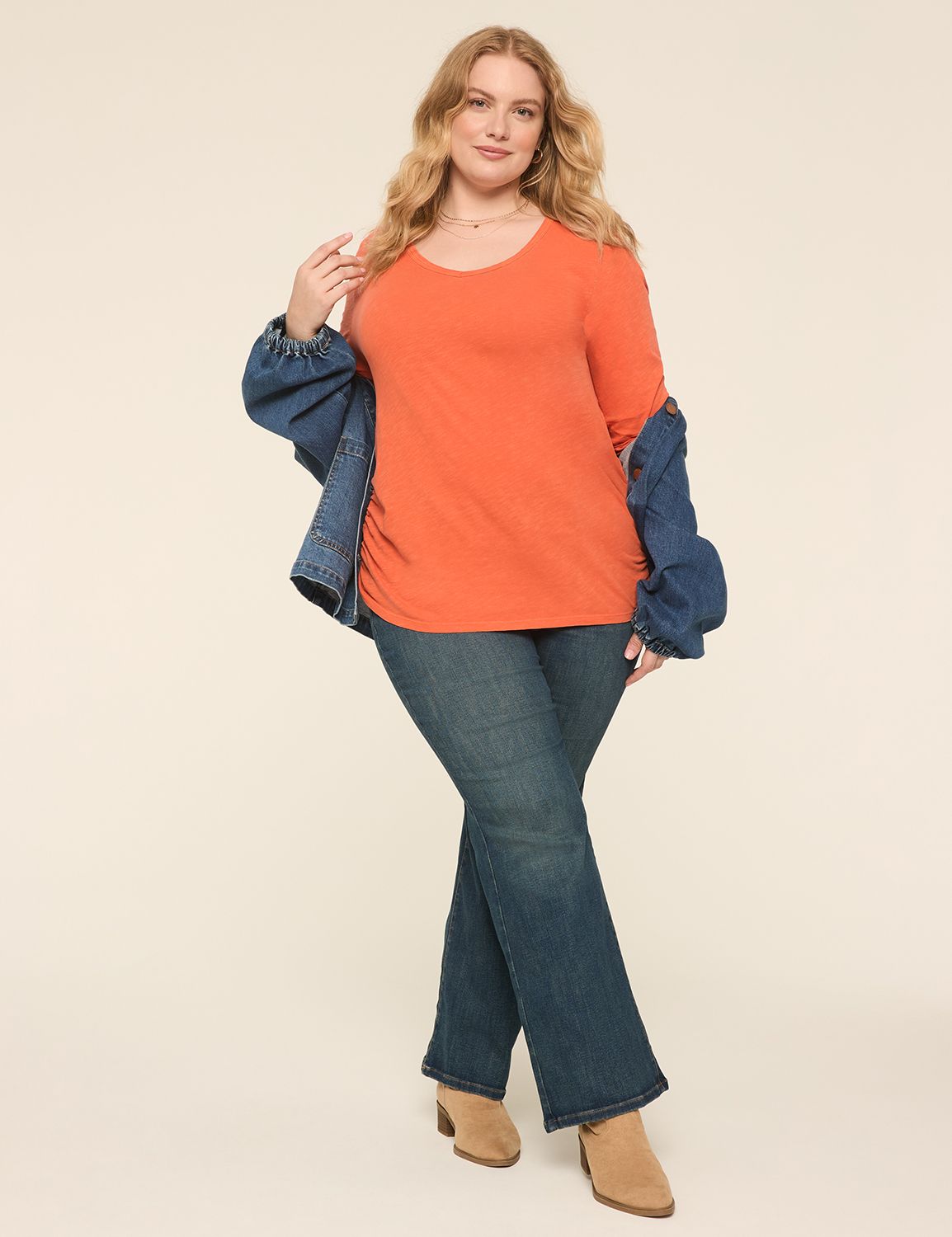 Casual 3/4 Sleeve V-Neck Side Ruche Product Image 3