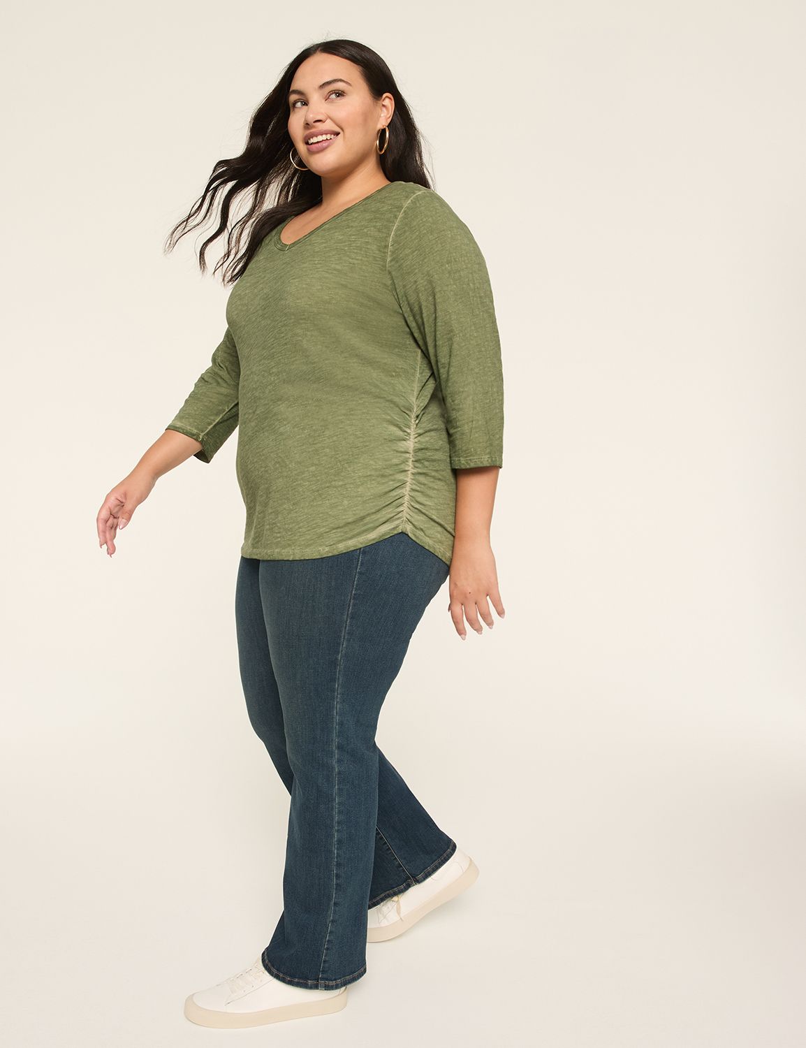Casual 3/4 Sleeve V-Neck Side Ruche Product Image 3