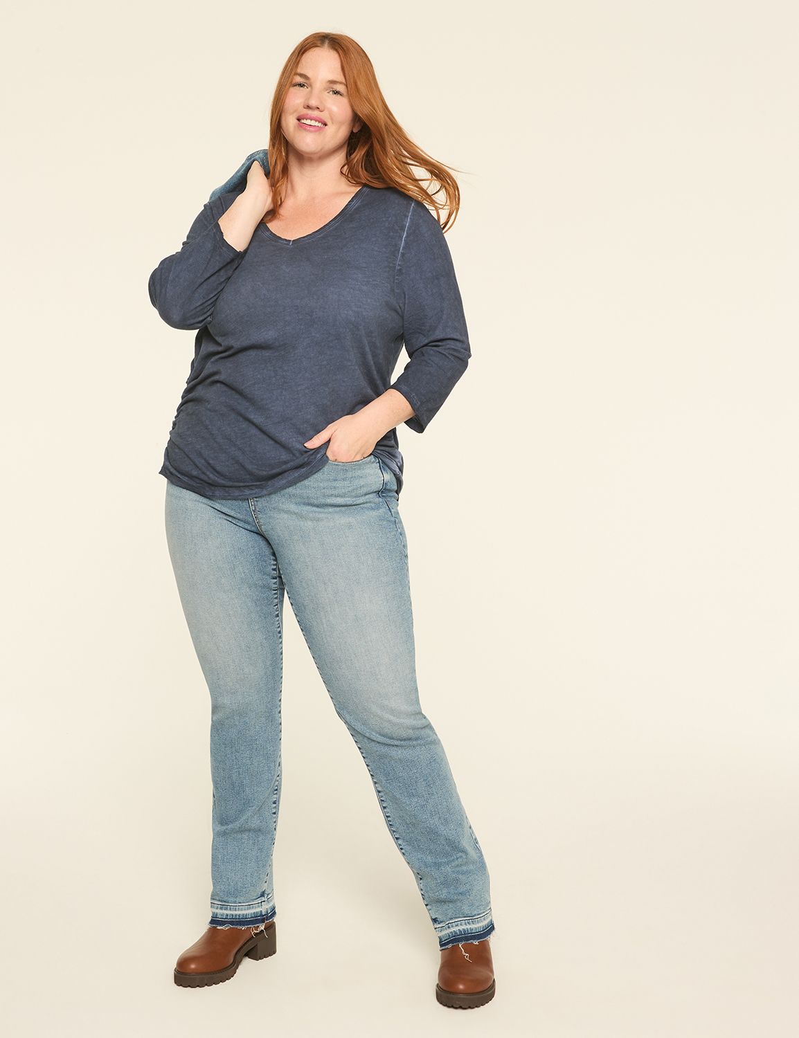 Casual 3/4 Sleeve V-Neck Side Ruche Product Image 3